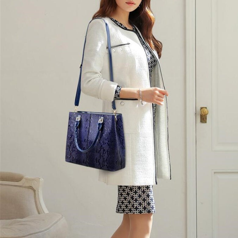 Gina - Luxury Handbag