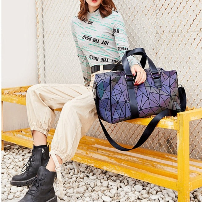 Berry - Luminous Travel Bag