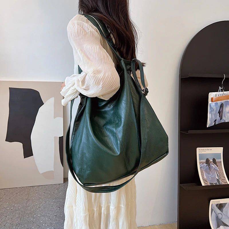 Clarisa - Large Capacity Bag