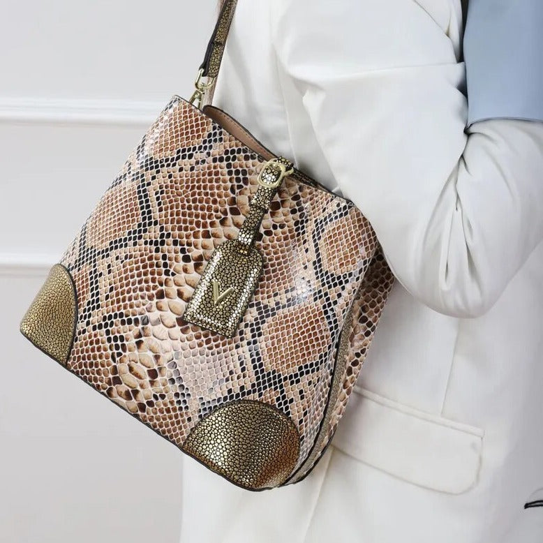 Blanche - Crossbody Bucket Bag