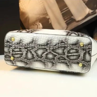 Dina - Luxury Snake Handbag