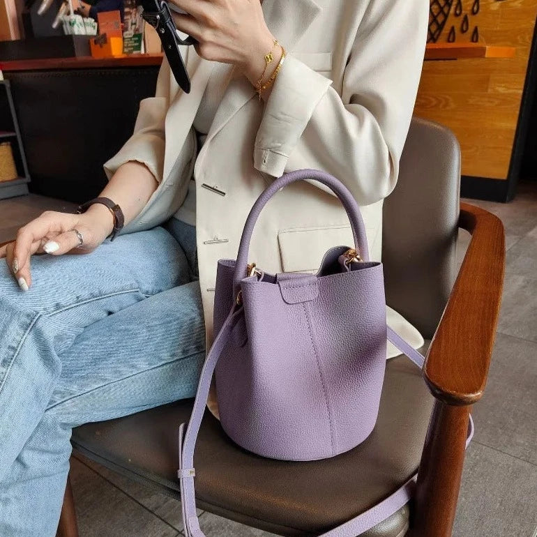 Camilla - Elegant Shoulder Bag