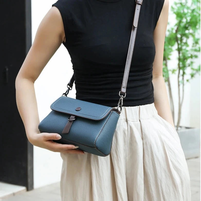 Vilma - Fashion Female Messenger