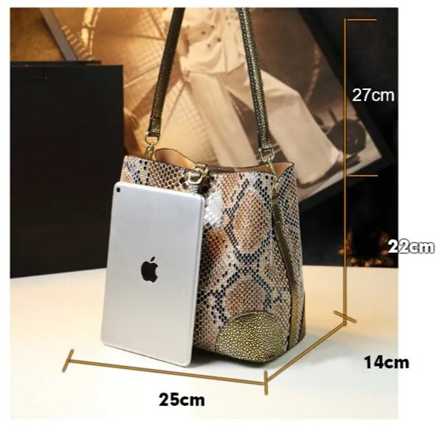Blanche - Crossbody Bucket Bag