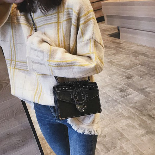 Kenzie - Rivet Messenger