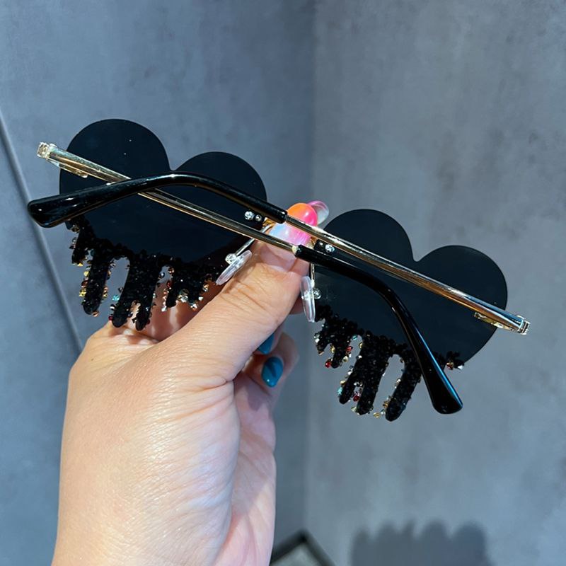 Beverley - Designer Heart Sunglasses