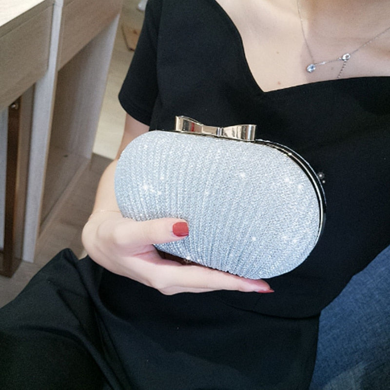 Megan - Elegant Clutch