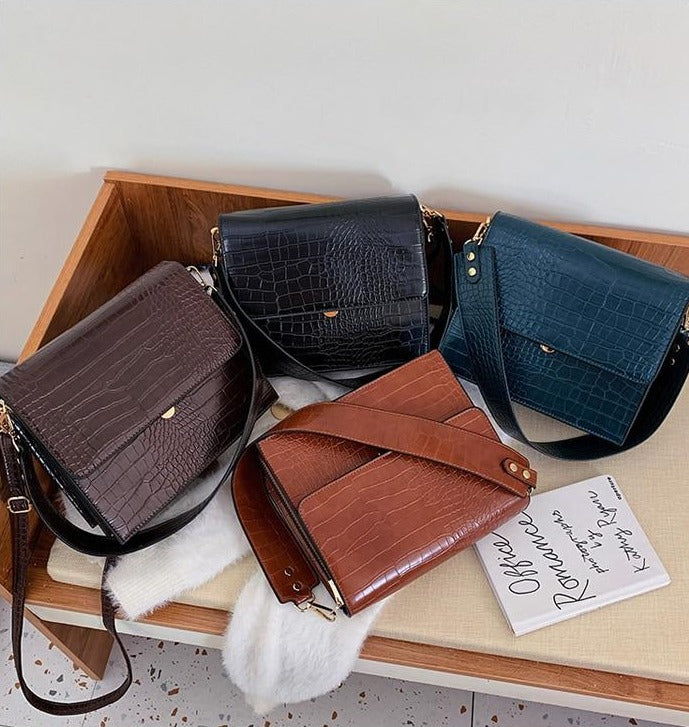 Alliga - Badmash Handbag