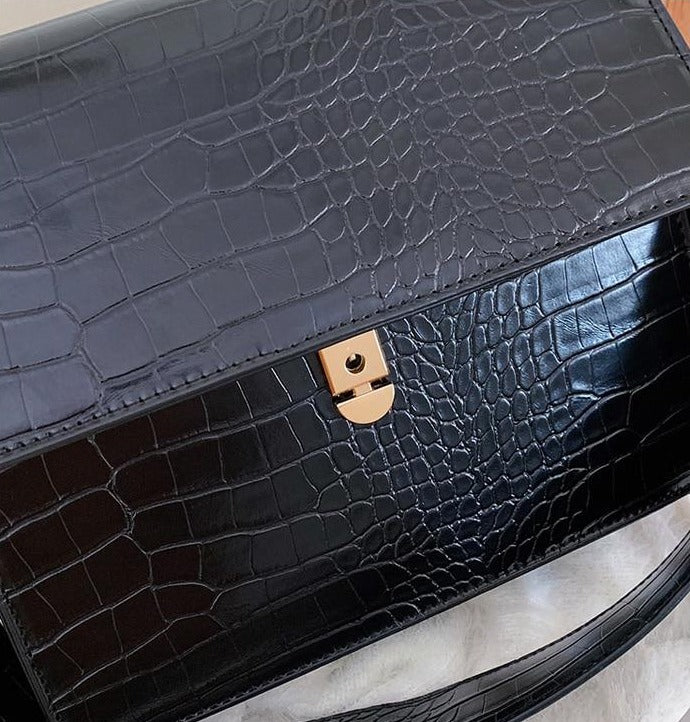 Alliga - Badmash Handbag