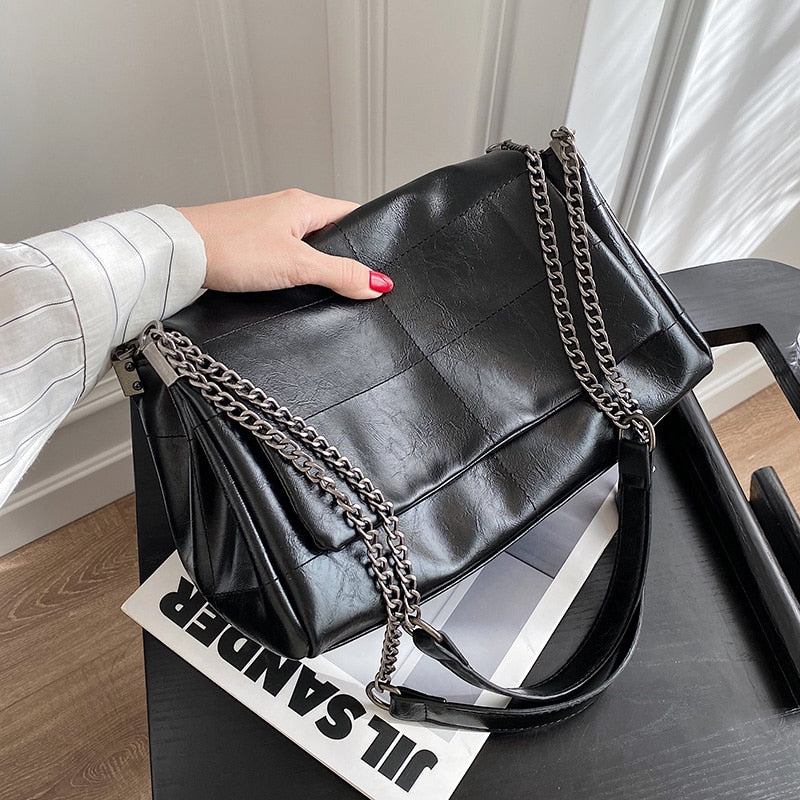 Sarah - Vintage Messenger Bag