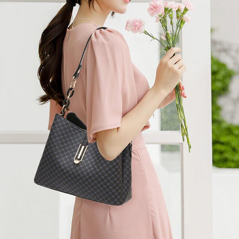 Victoria - Shoulder Bag