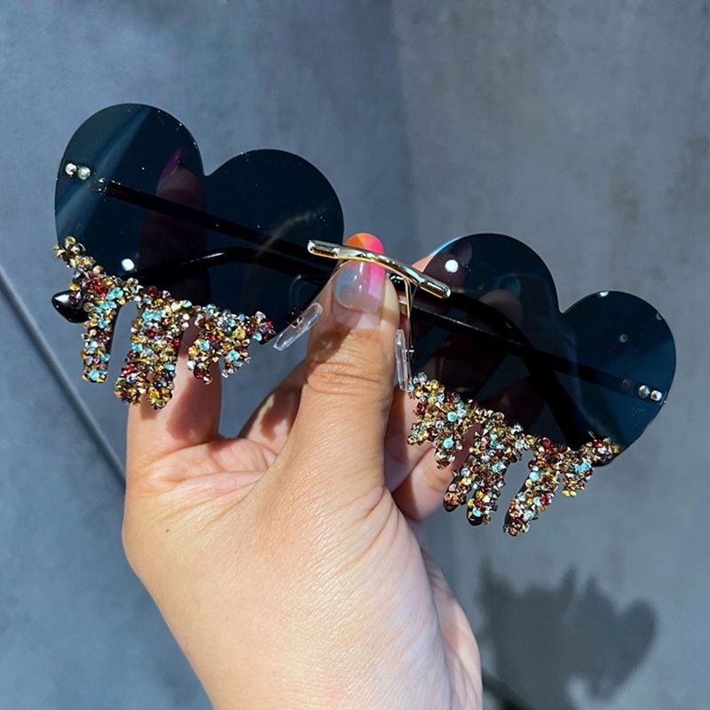 Beverley - Designer Heart Sunglasses