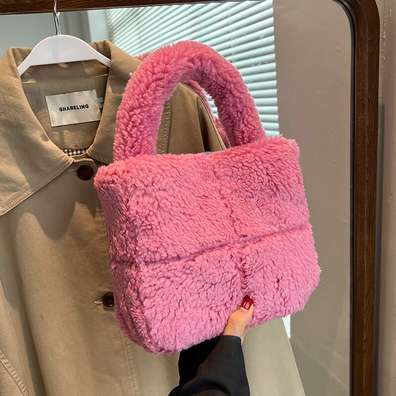 Lexi - Winter Handbag