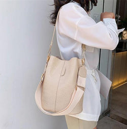 Skyla - Crocodile Luxury Handbag – Stunning Bag