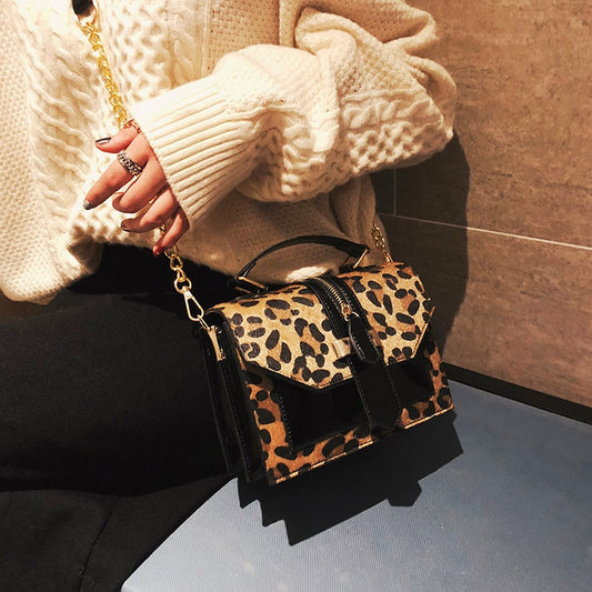 Lola - Leopard Shoulder Bag