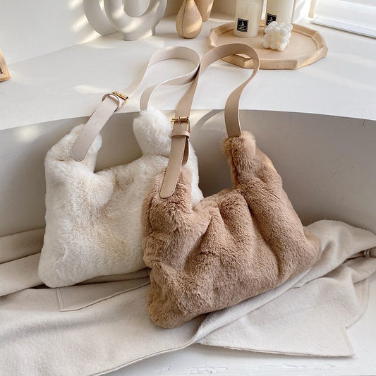 Jasmine - Fur Handbag